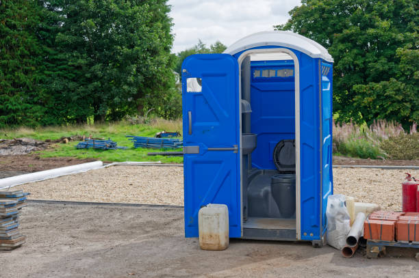 Best Portable Restroom Servicing (Cleaning and Restocking)  in Cascades, VA